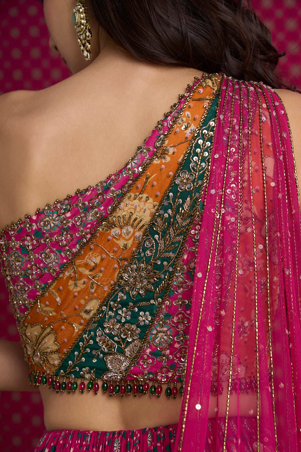 TARA LEHENGA