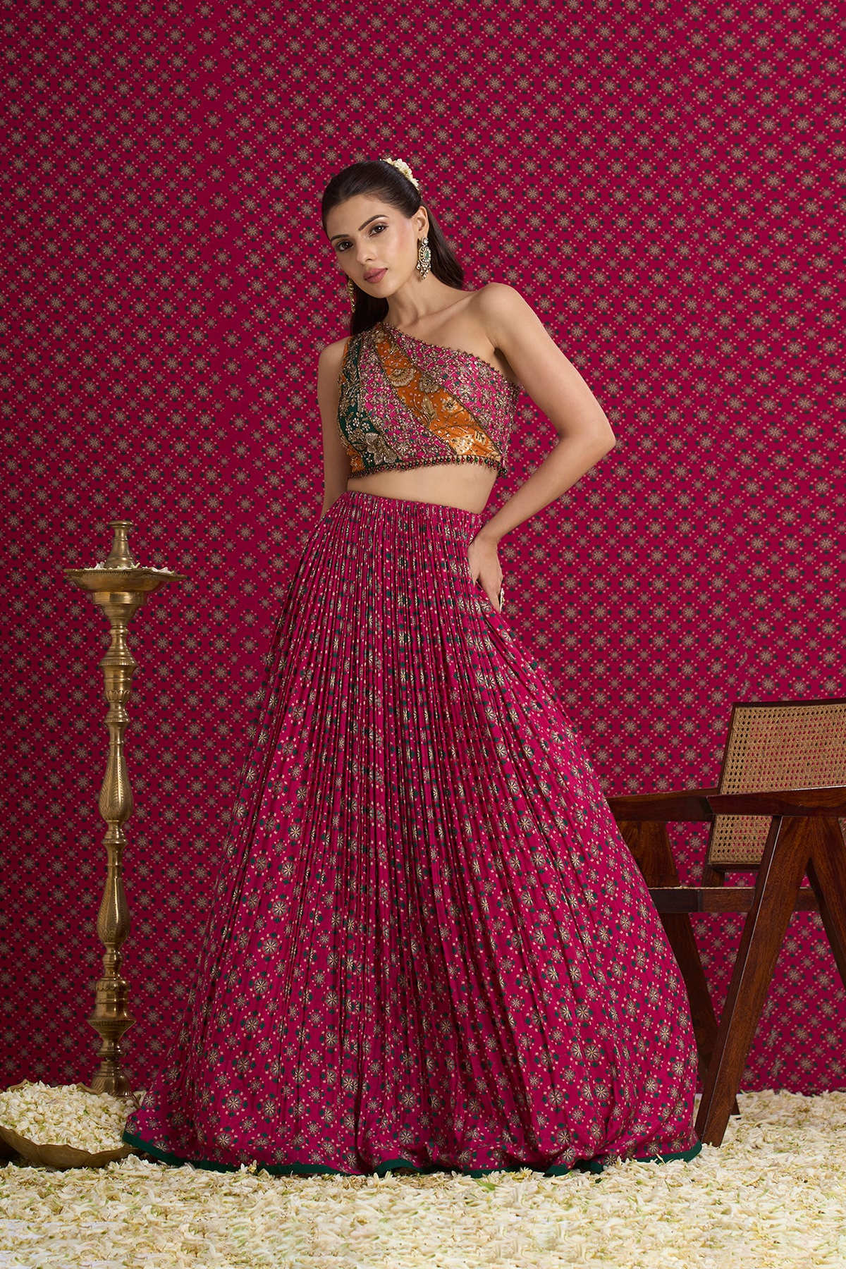 TARA LEHENGA