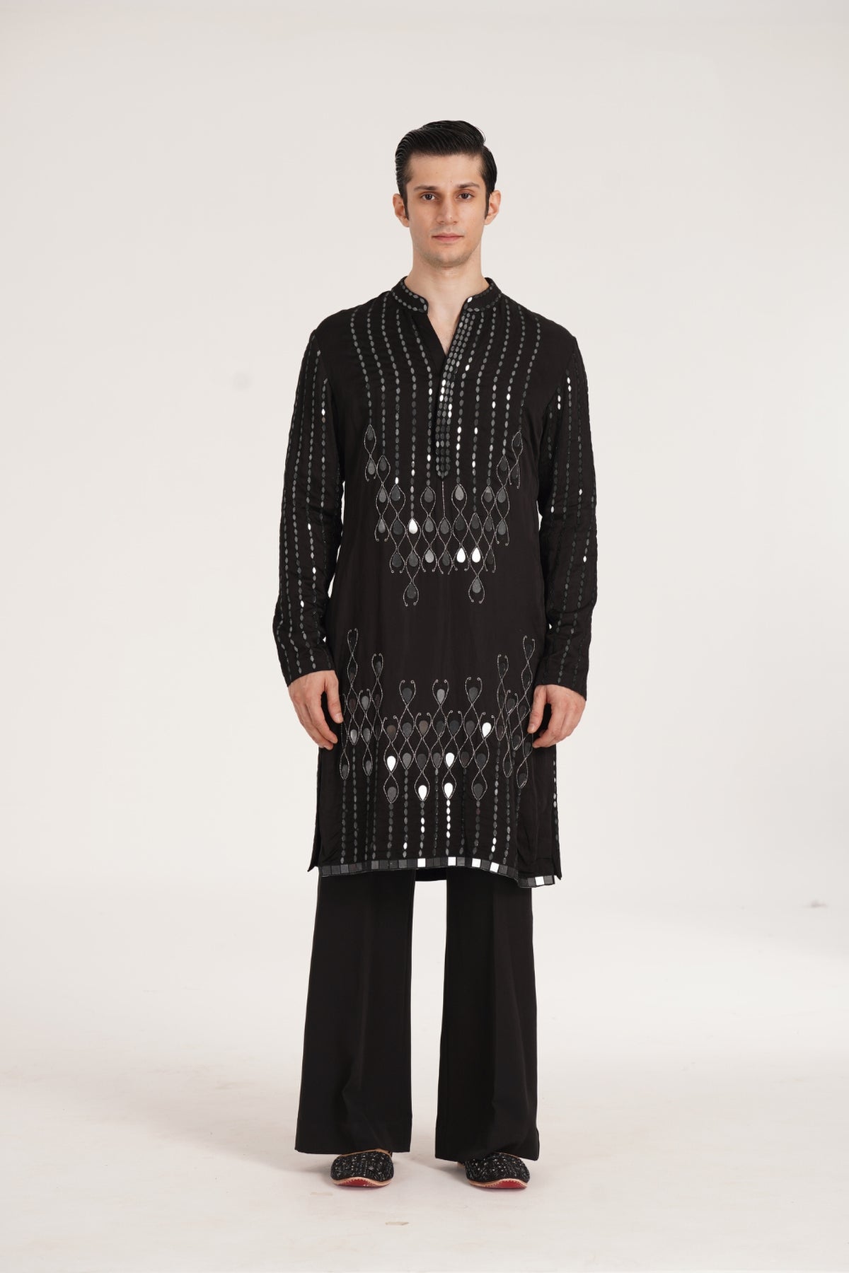Kalbeliya Men's Black Kurta Set