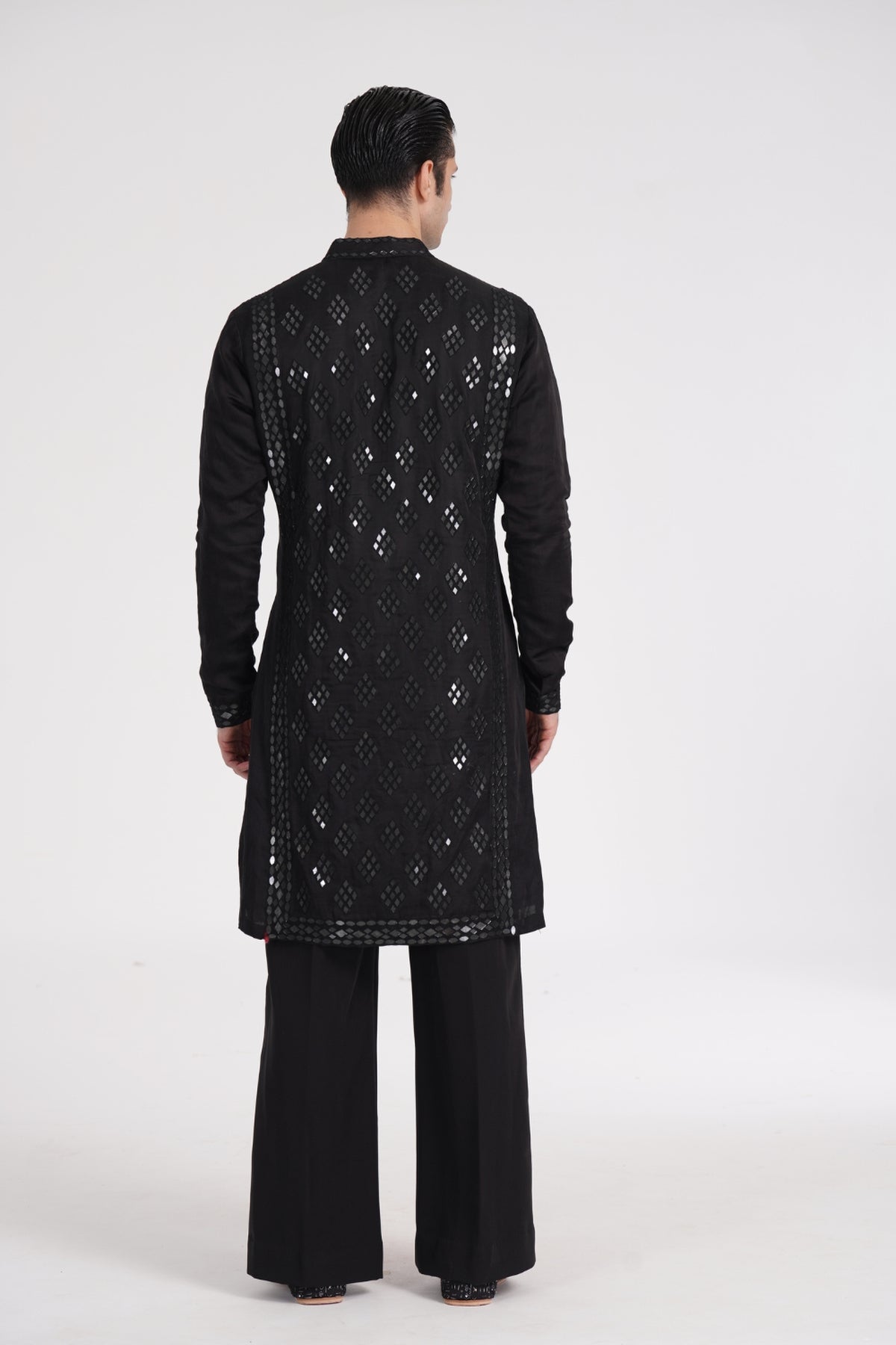 Kalbeliya Men's Black Kurta Set
