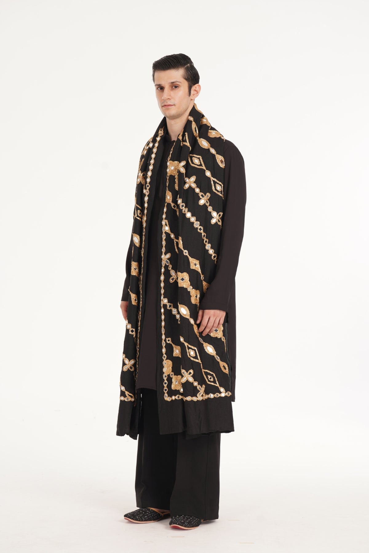 Kalbeliya Men's Black Kurta Set