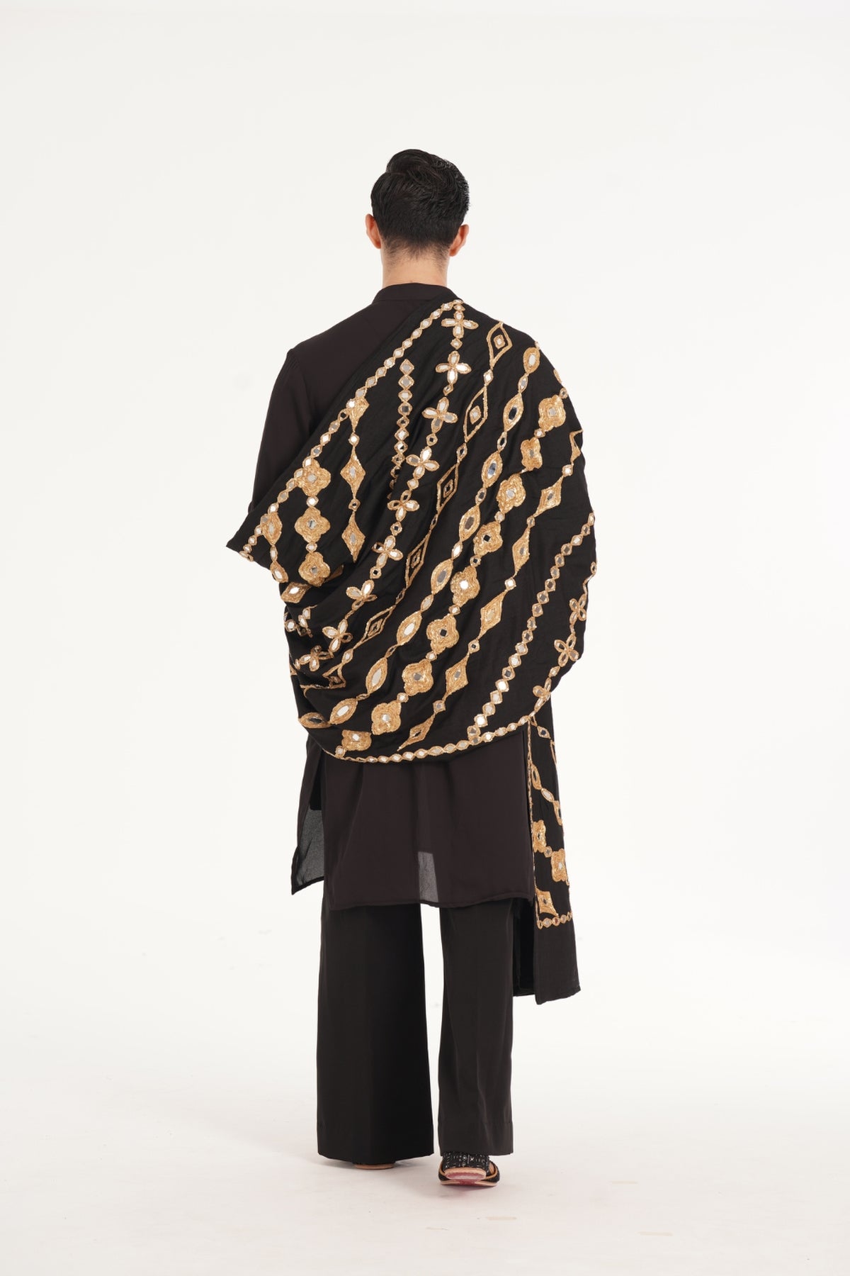 Kalbeliya Men's Black Kurta Set