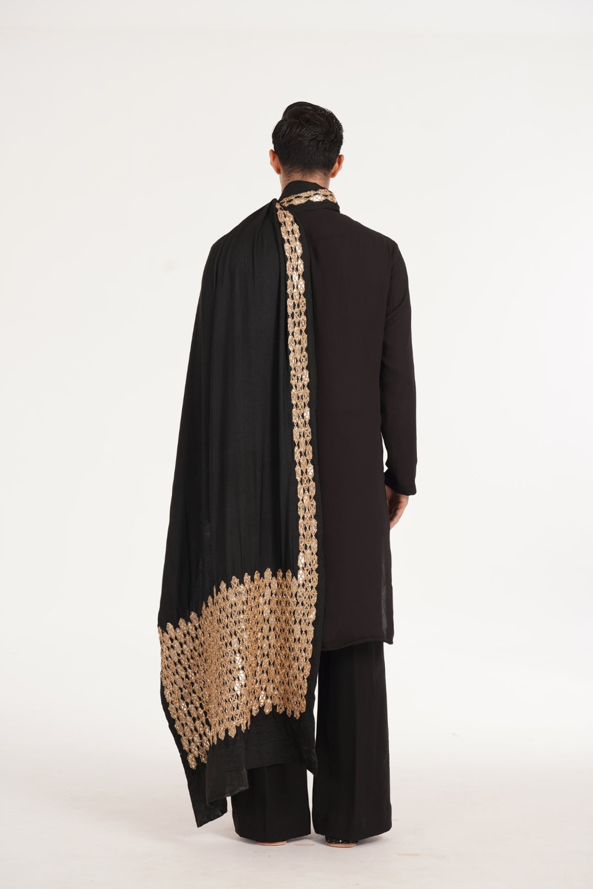 Kalbeliya Men's Black Kurta Set