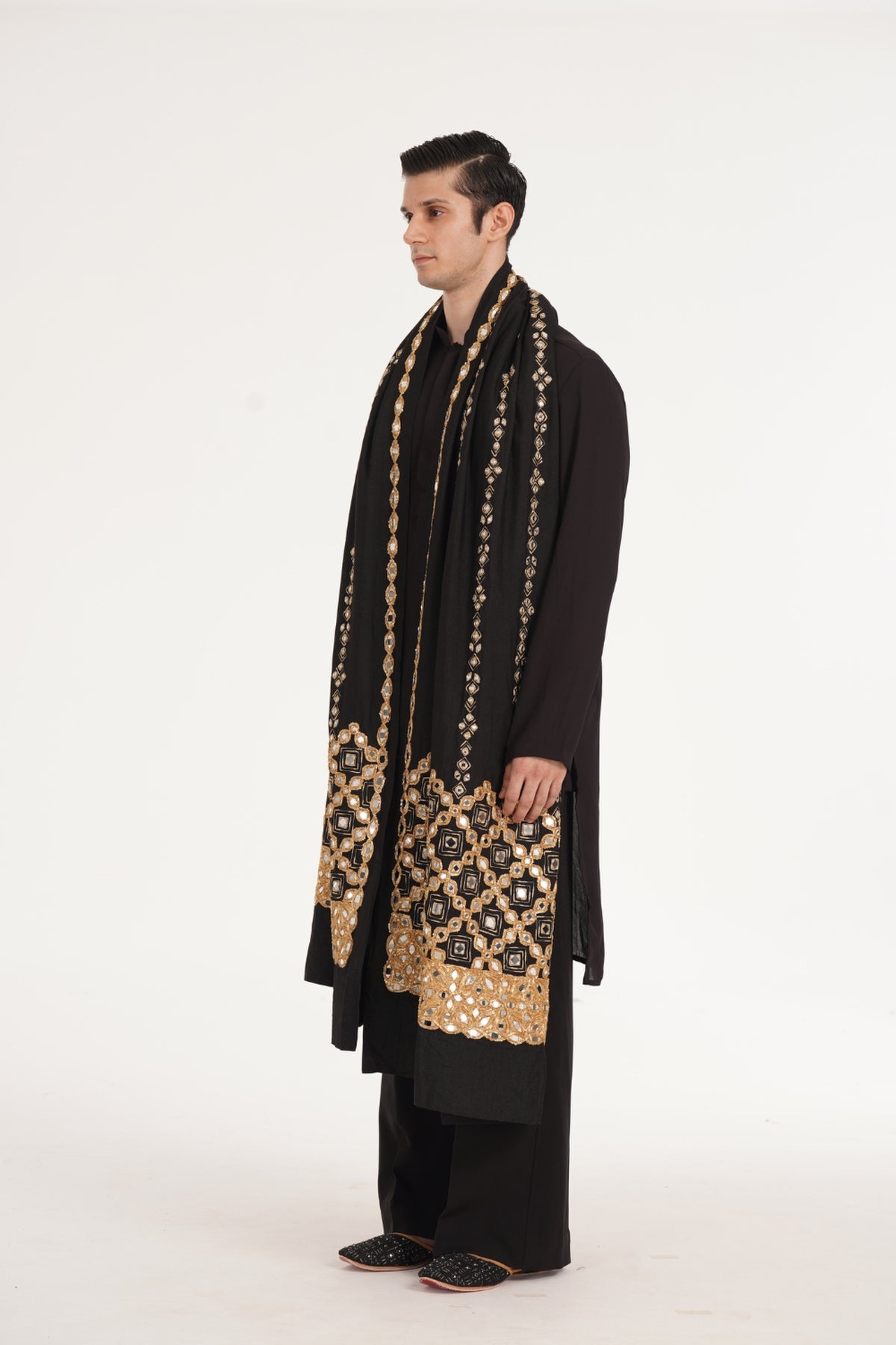 Kalbeliya Men's Black Kurta Set