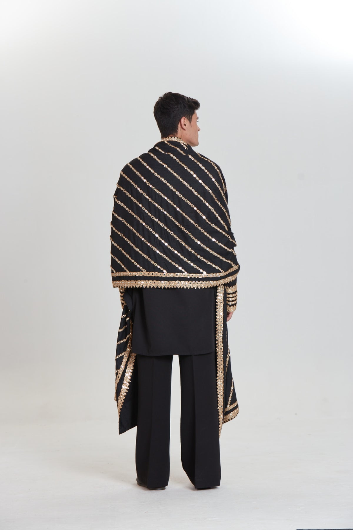 Kalbeliya Men's Black Kurta Set
