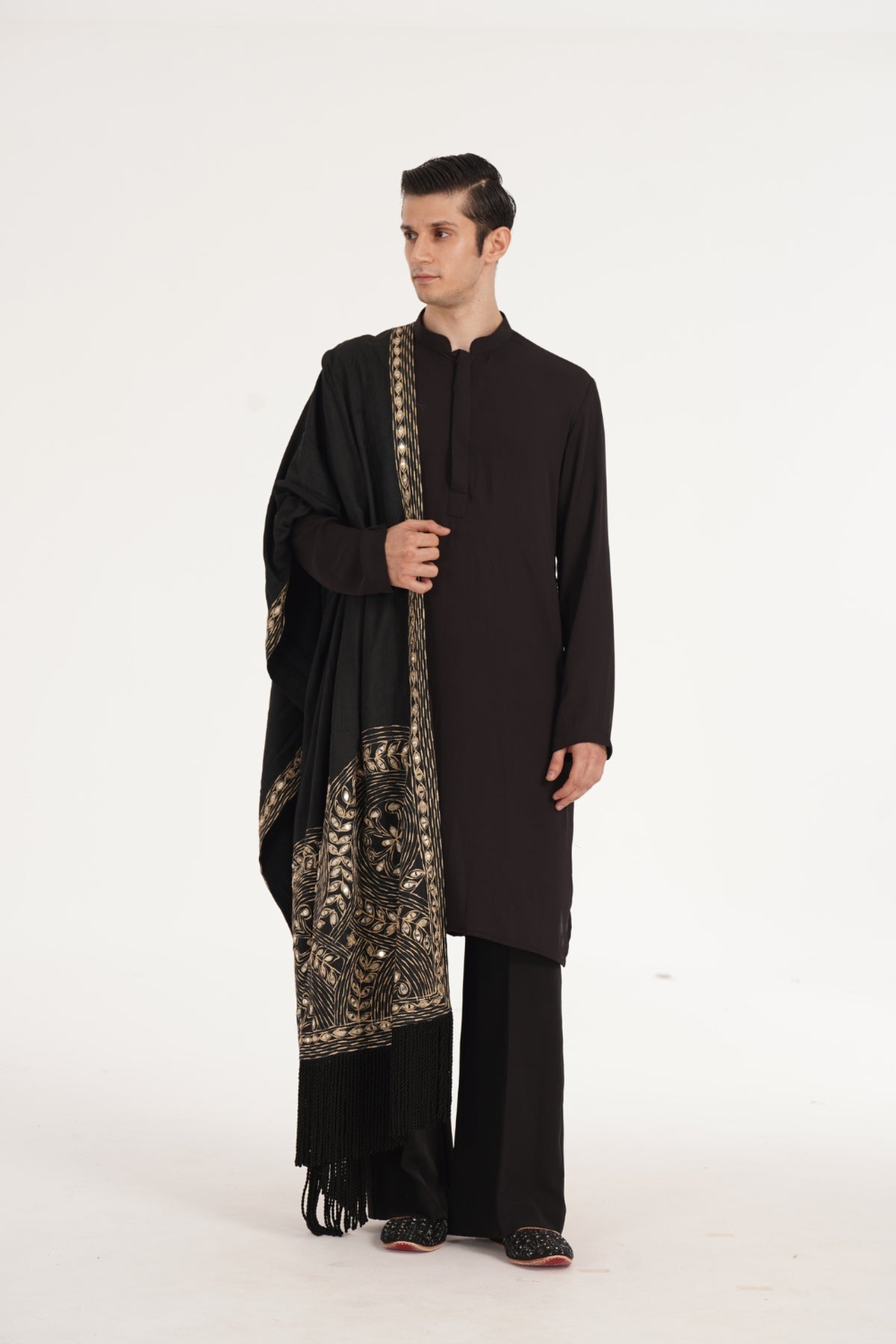 Kalbeliya Men's Black Kurta Set