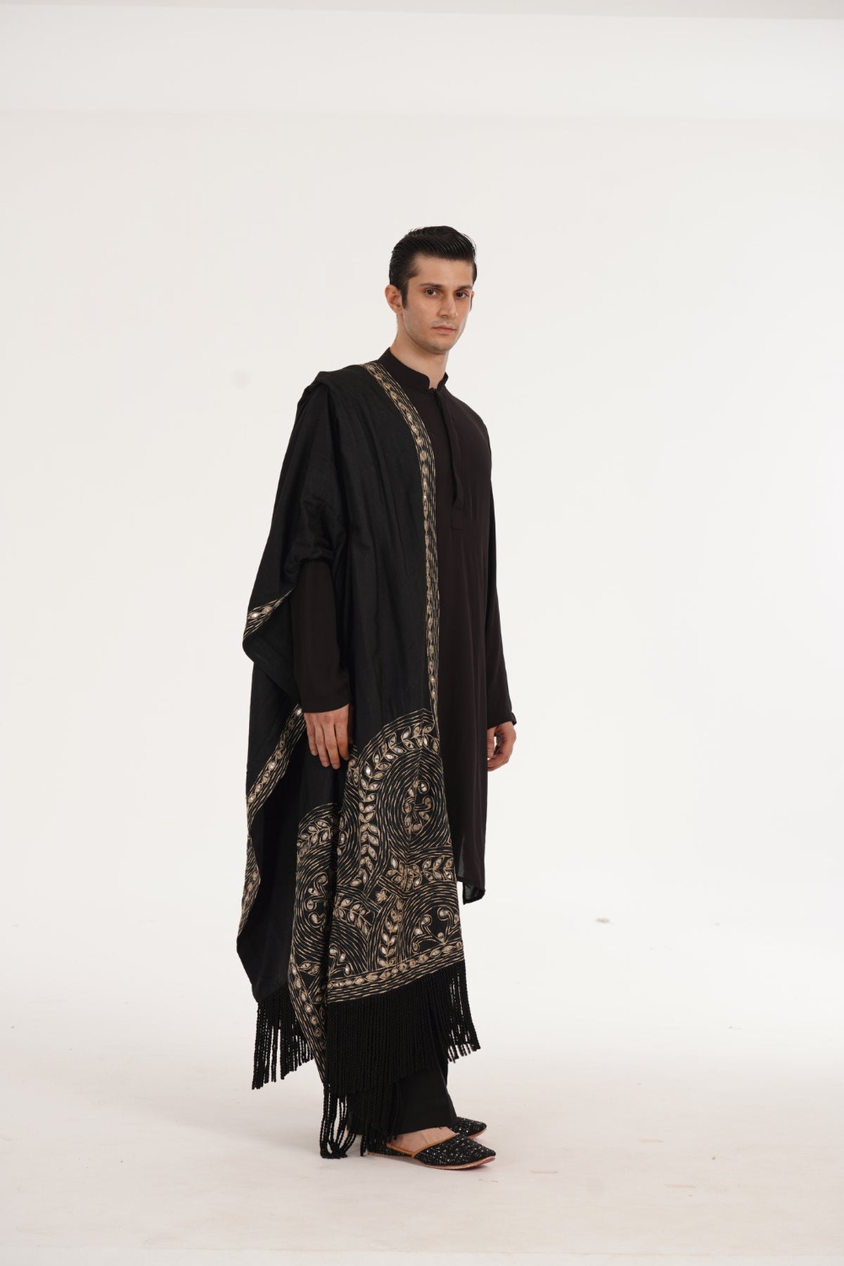 Kalbeliya Men's Black Kurta Set