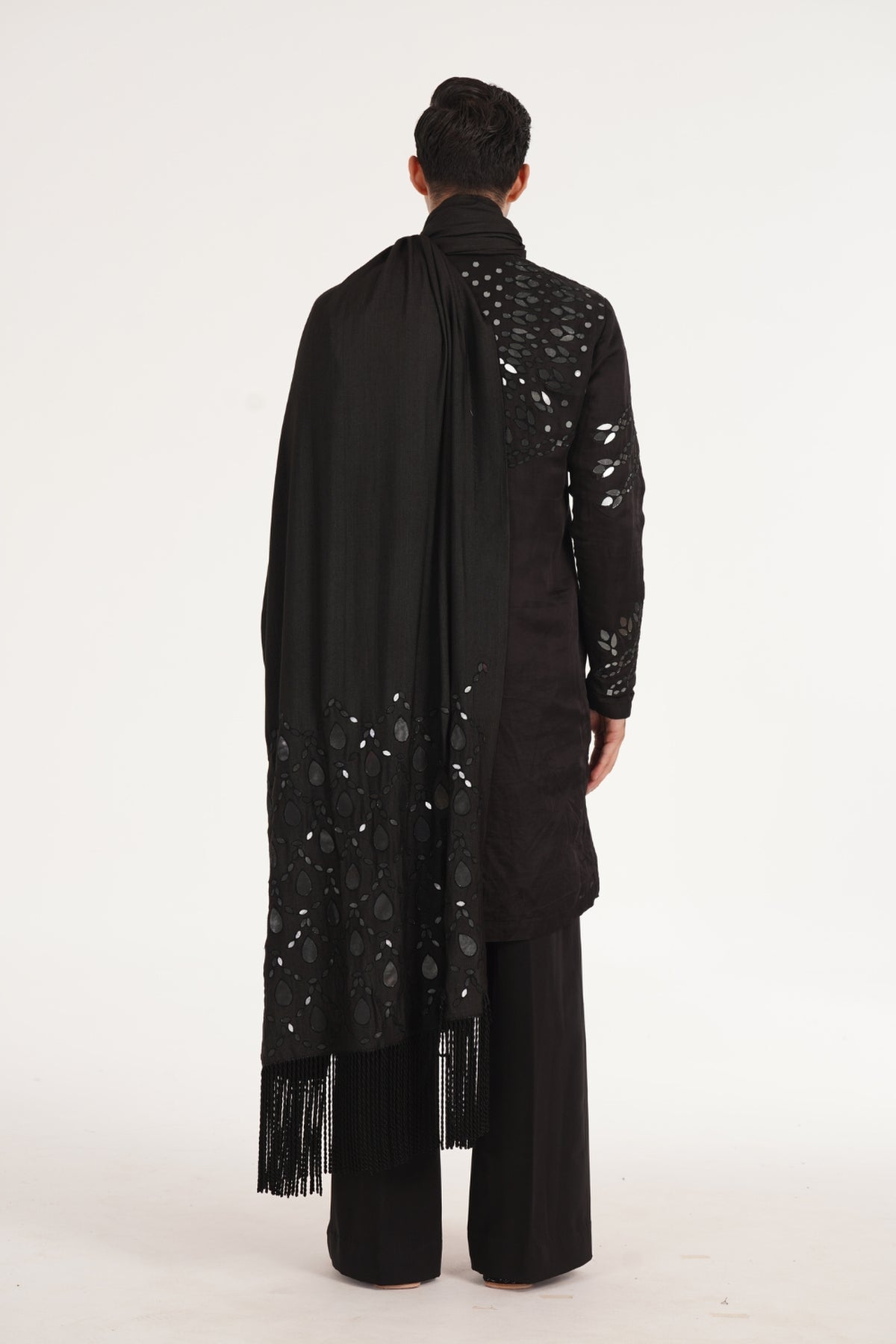 Kalbeliya Men's Black Kurta Set