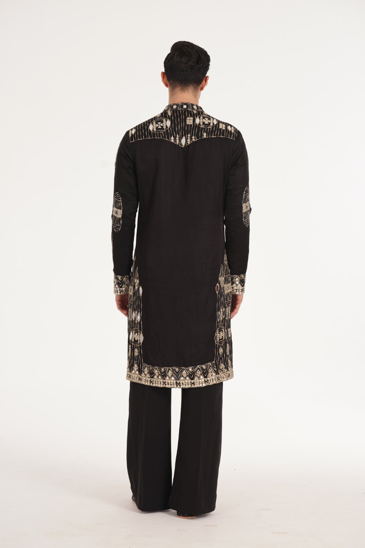 Kalbeliya Men's Black Kurta Set
