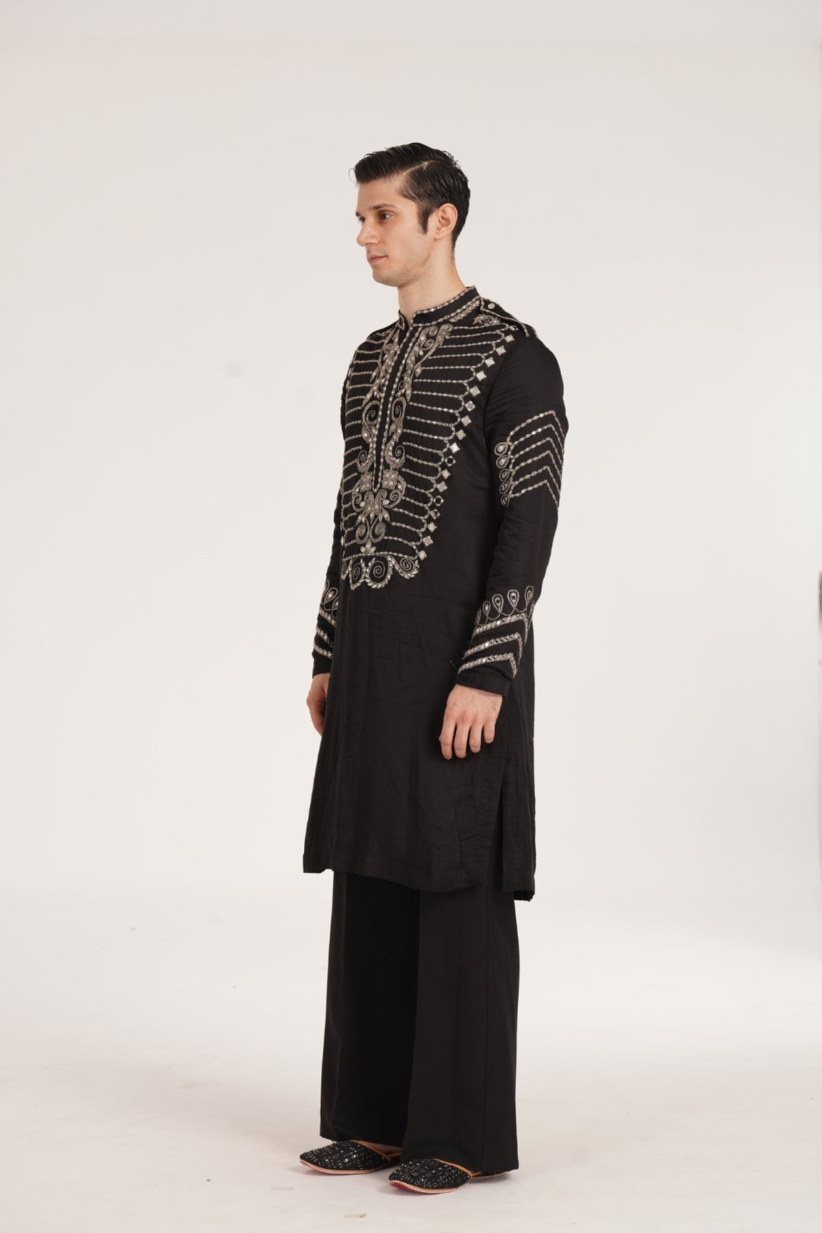 Kalbeliya Men's Black Kurta Set