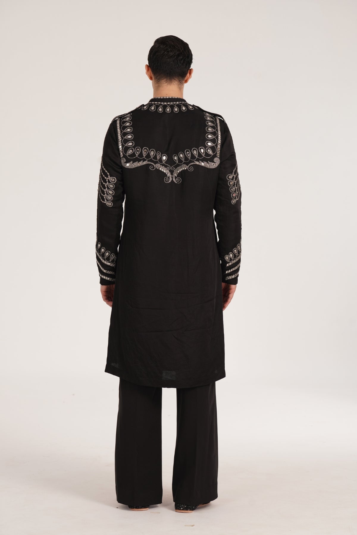 Kalbeliya Men's Black Kurta Set