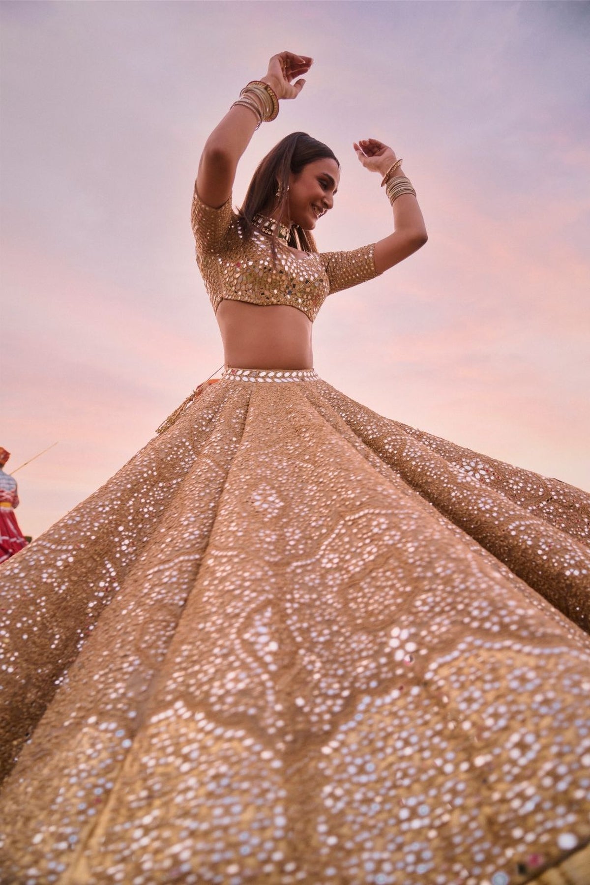 FLORAL MOTIF TISSUE LEHENGA SET