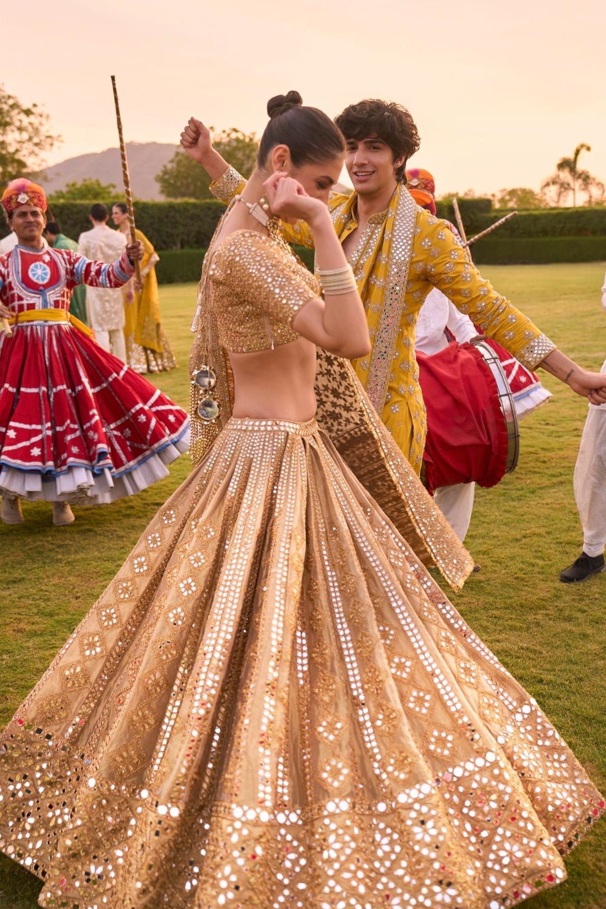 PATTERN TISSUE LEHENGA SET