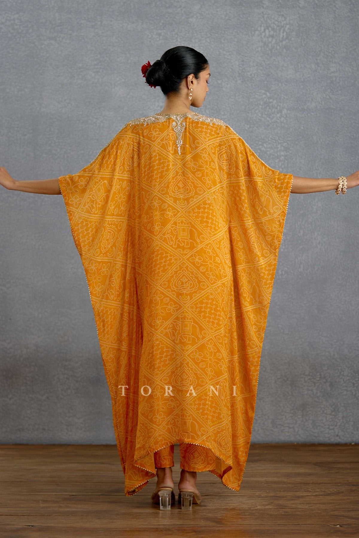 Aftabiya Zard Kaftan Set