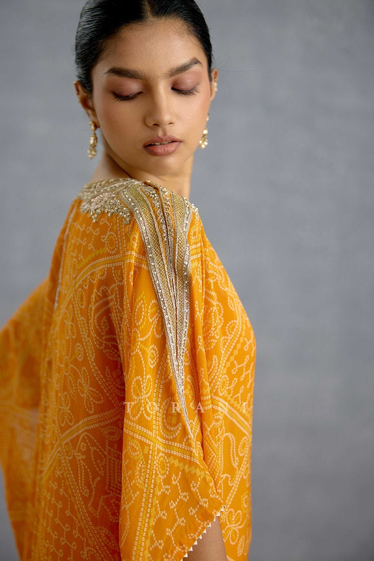 Aftabiya Zard Kaftan Set