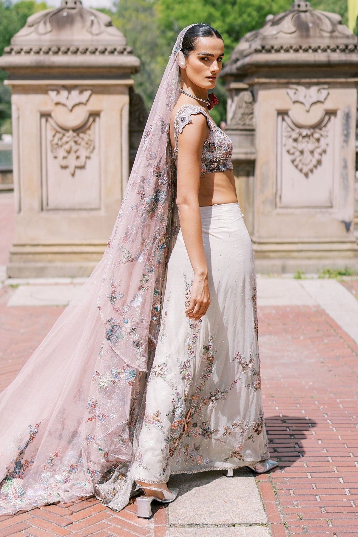 Solette Ivory - Mountbatten pink Tulle drapded Saree
