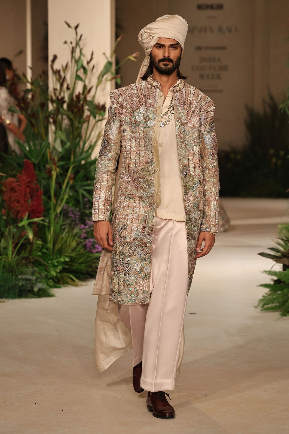 Loveleaf - light gold tissue Sherwani