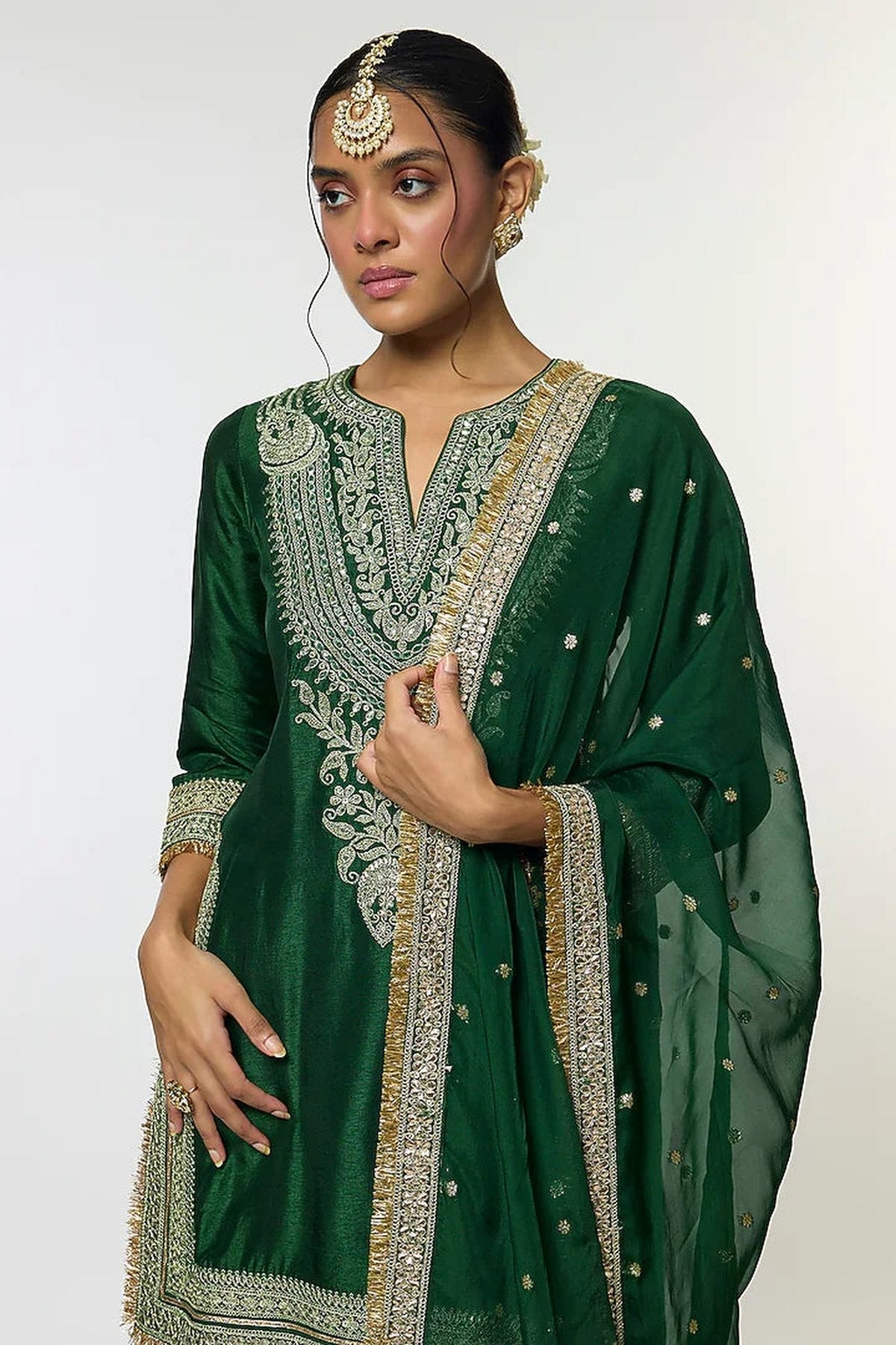 Ameena Sharara Set