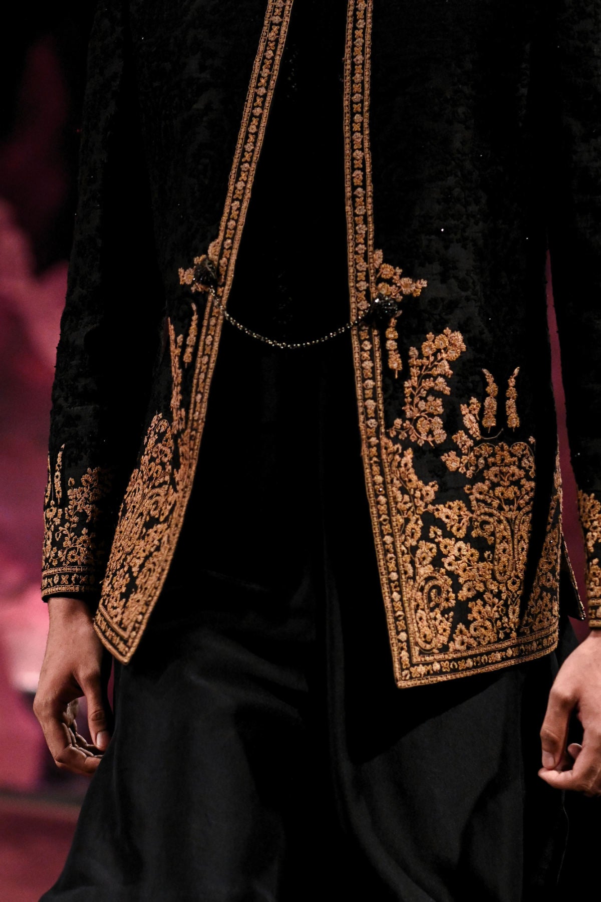 Amogh Jacket Set