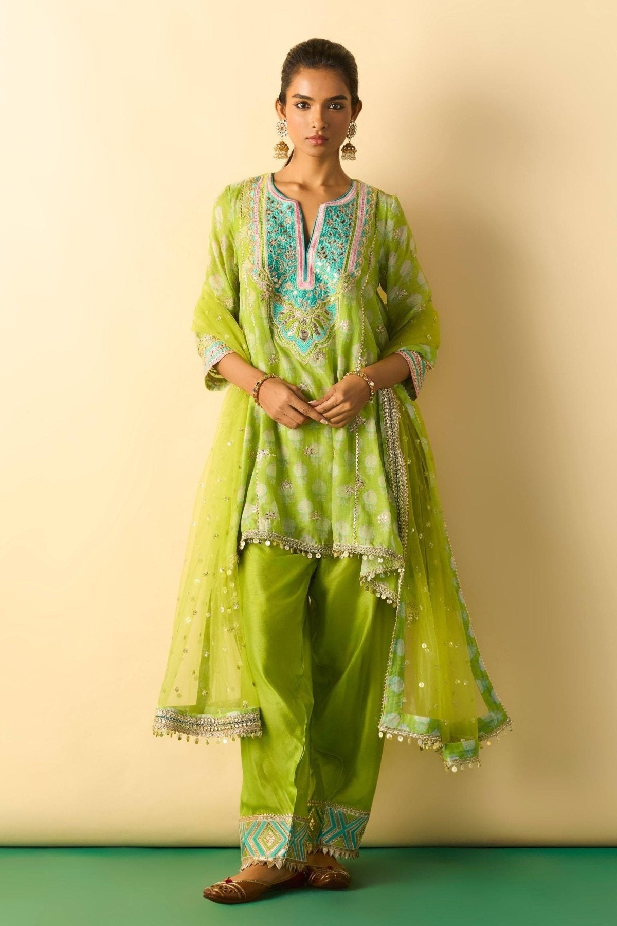 Anvi Farshi Set