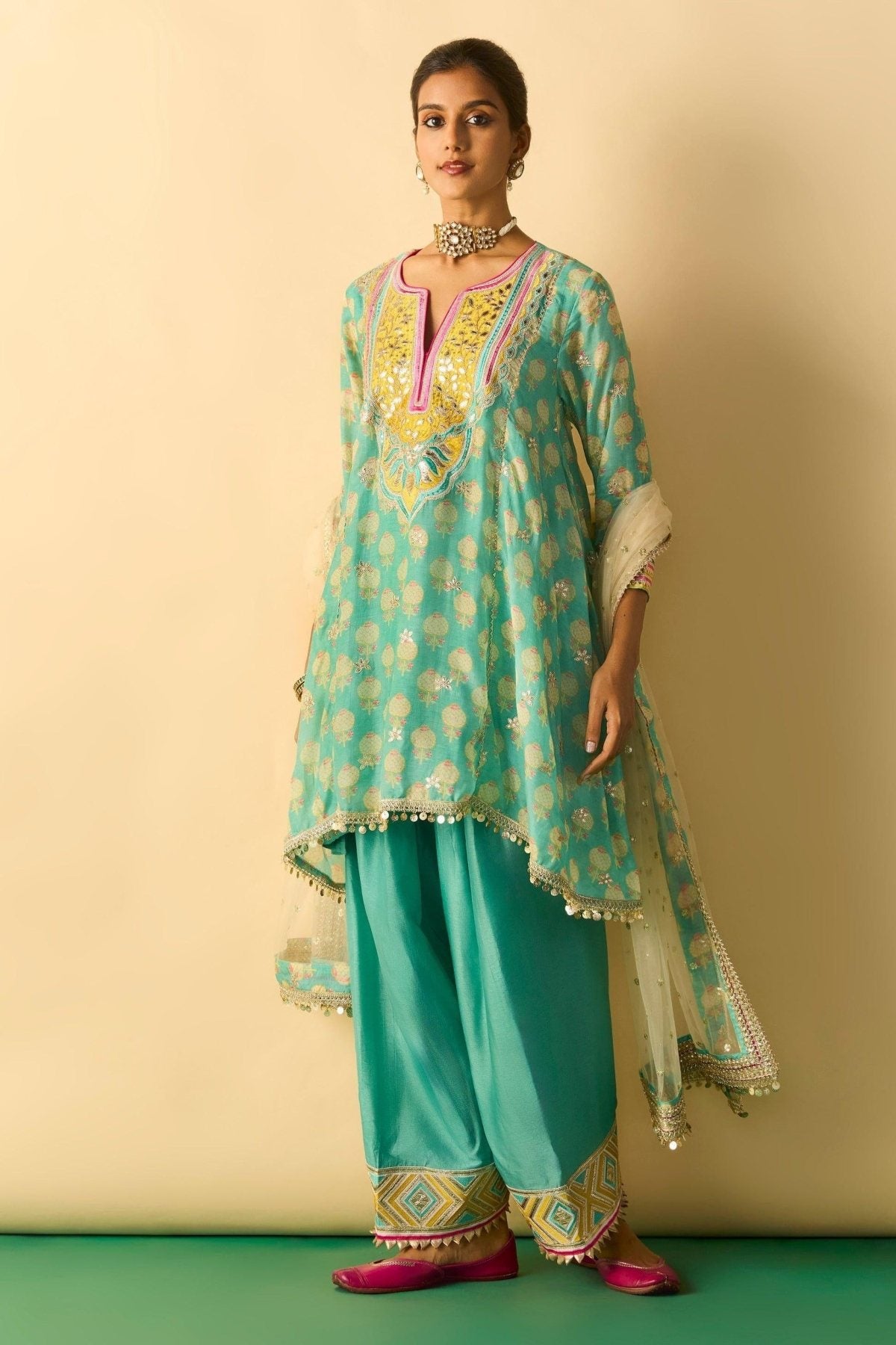 Anvi Farshi Set