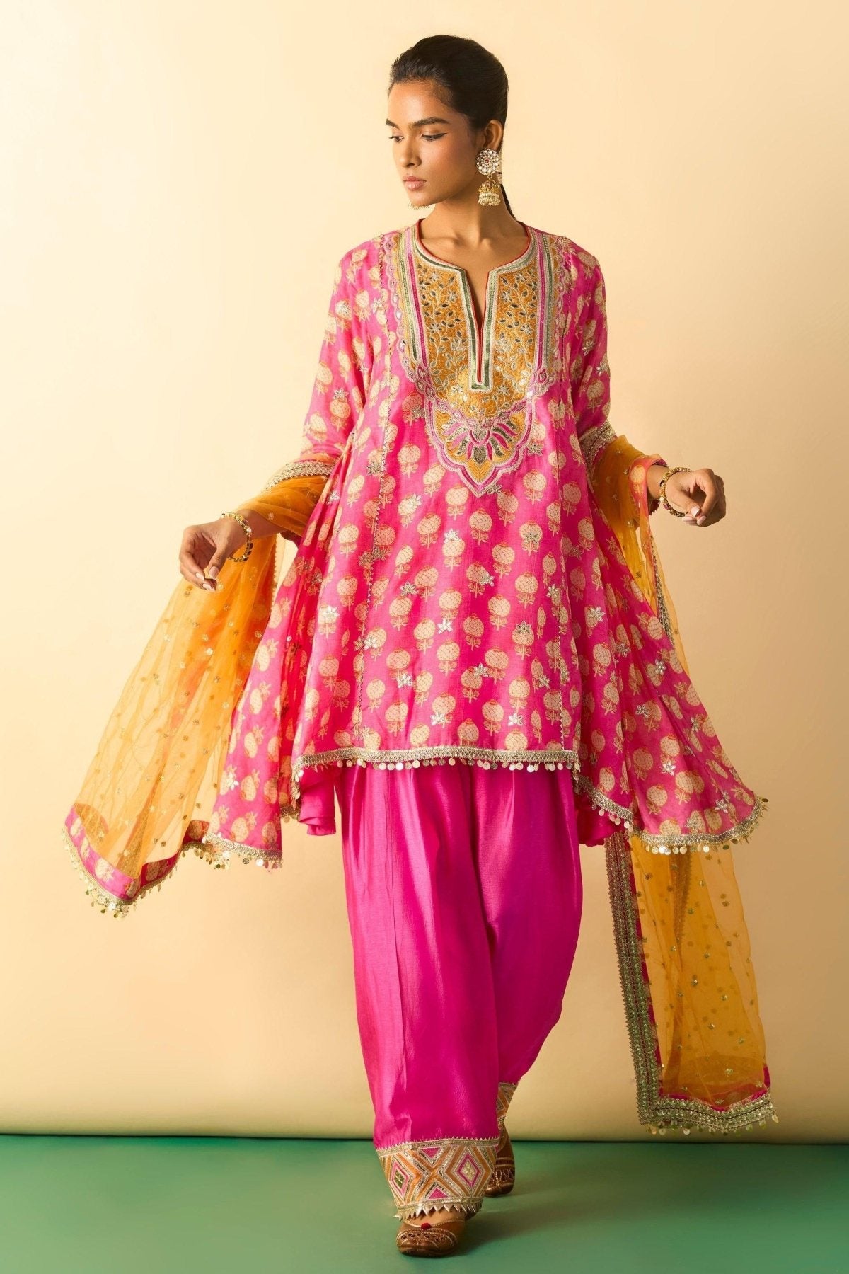 Anvi Farshi Set