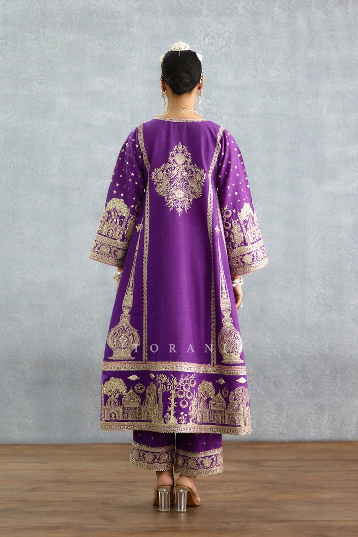 Banafsha Aqeela Kurta Set