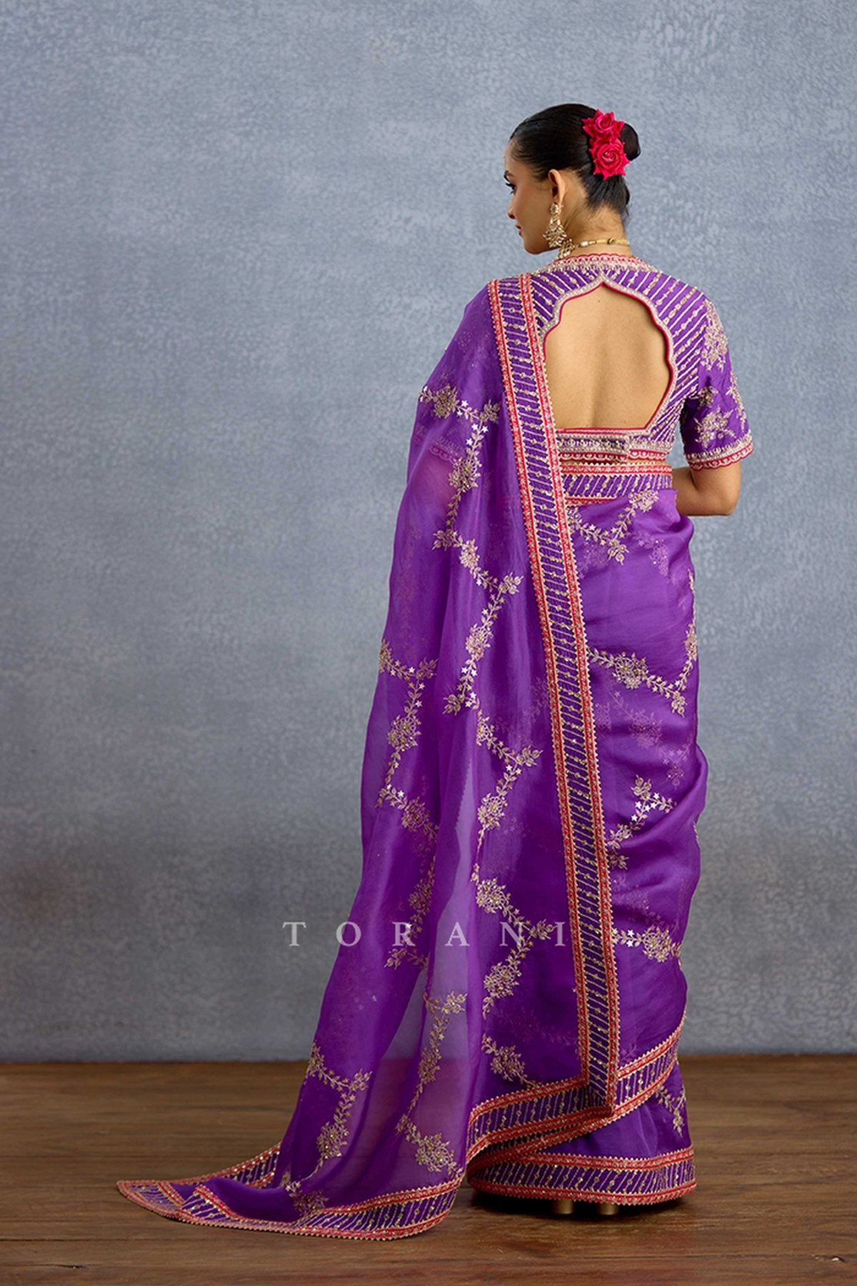 Banafsha Zareen Dastoor Saree