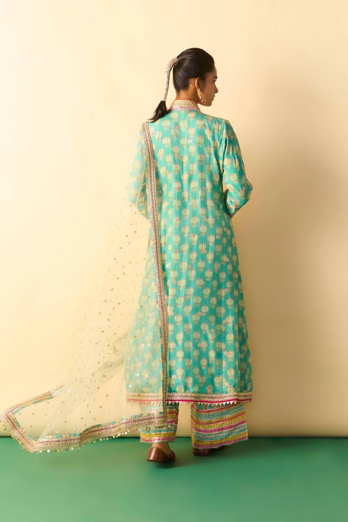 Binita Pallazo Set