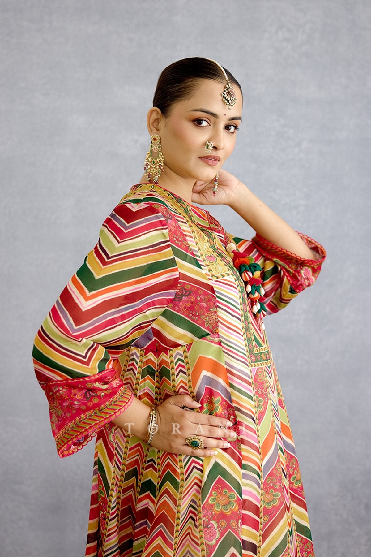 Chitrangi Asthika Kurta Set