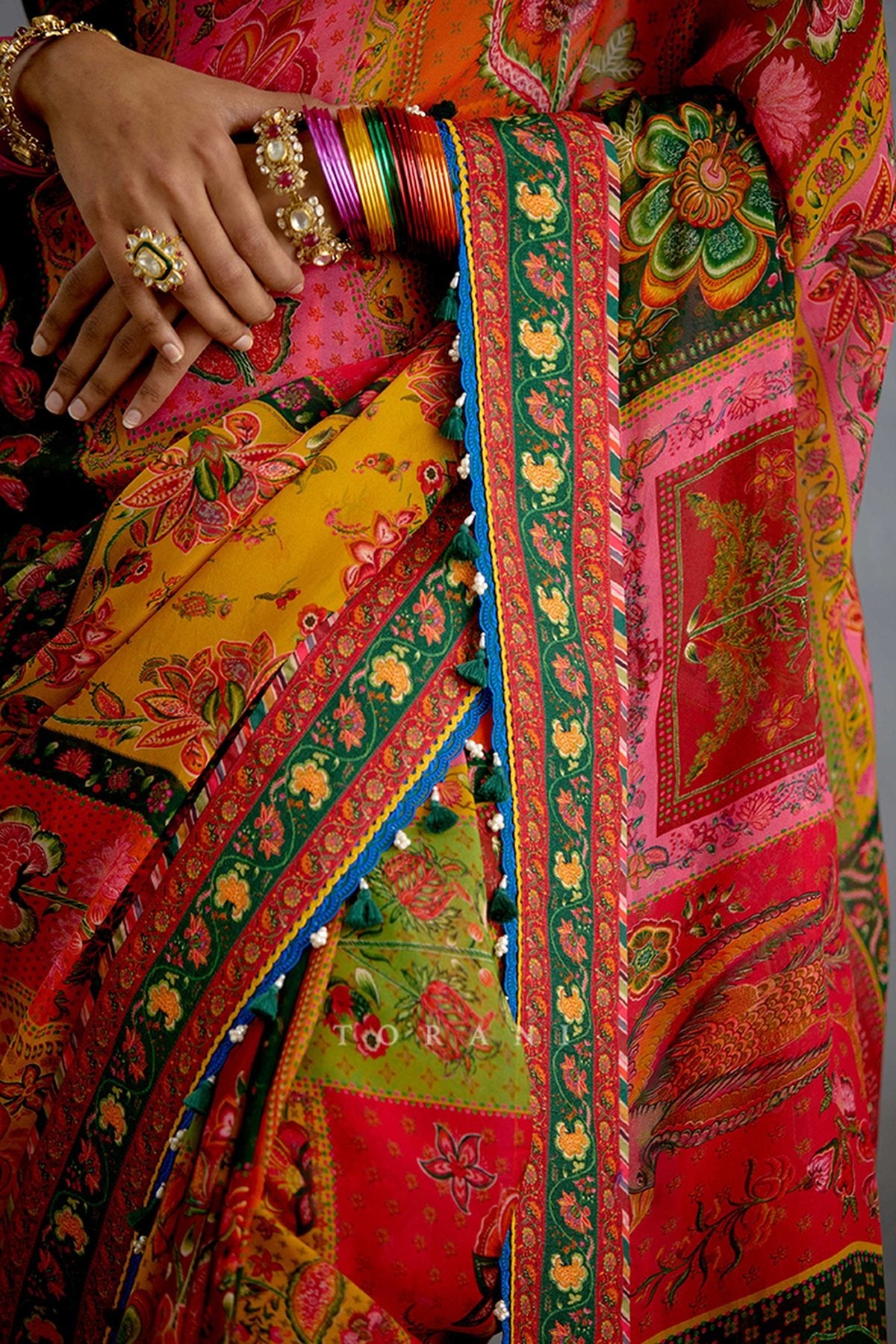 Chitrangi Dakshaa Saree