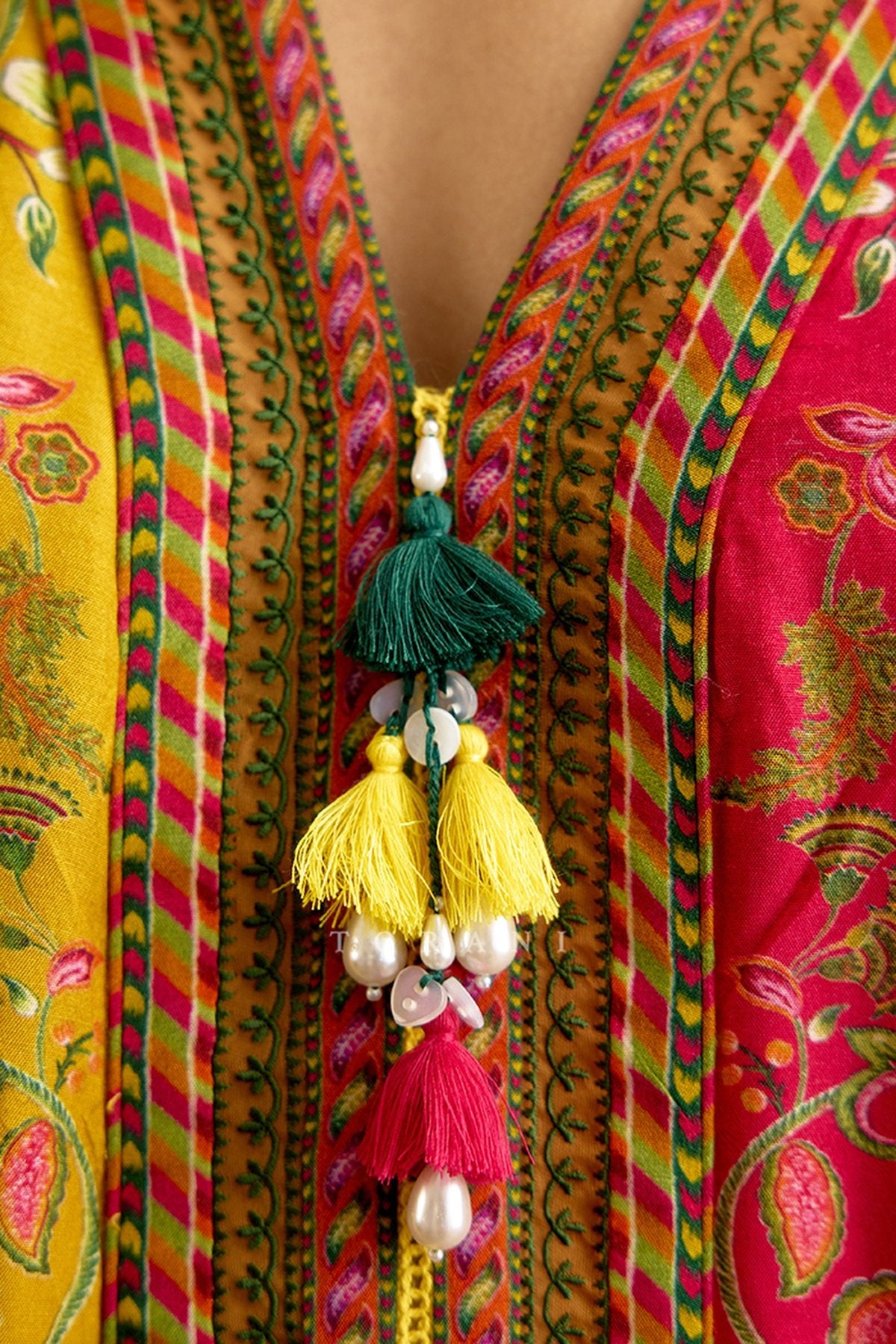 Chitrangi Kanika Kaftan