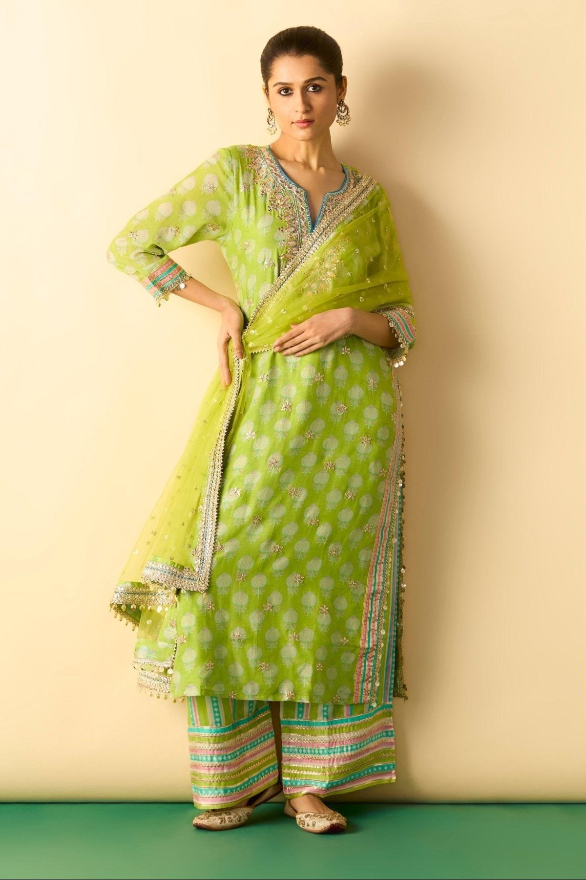 Dwiti Kurta Set