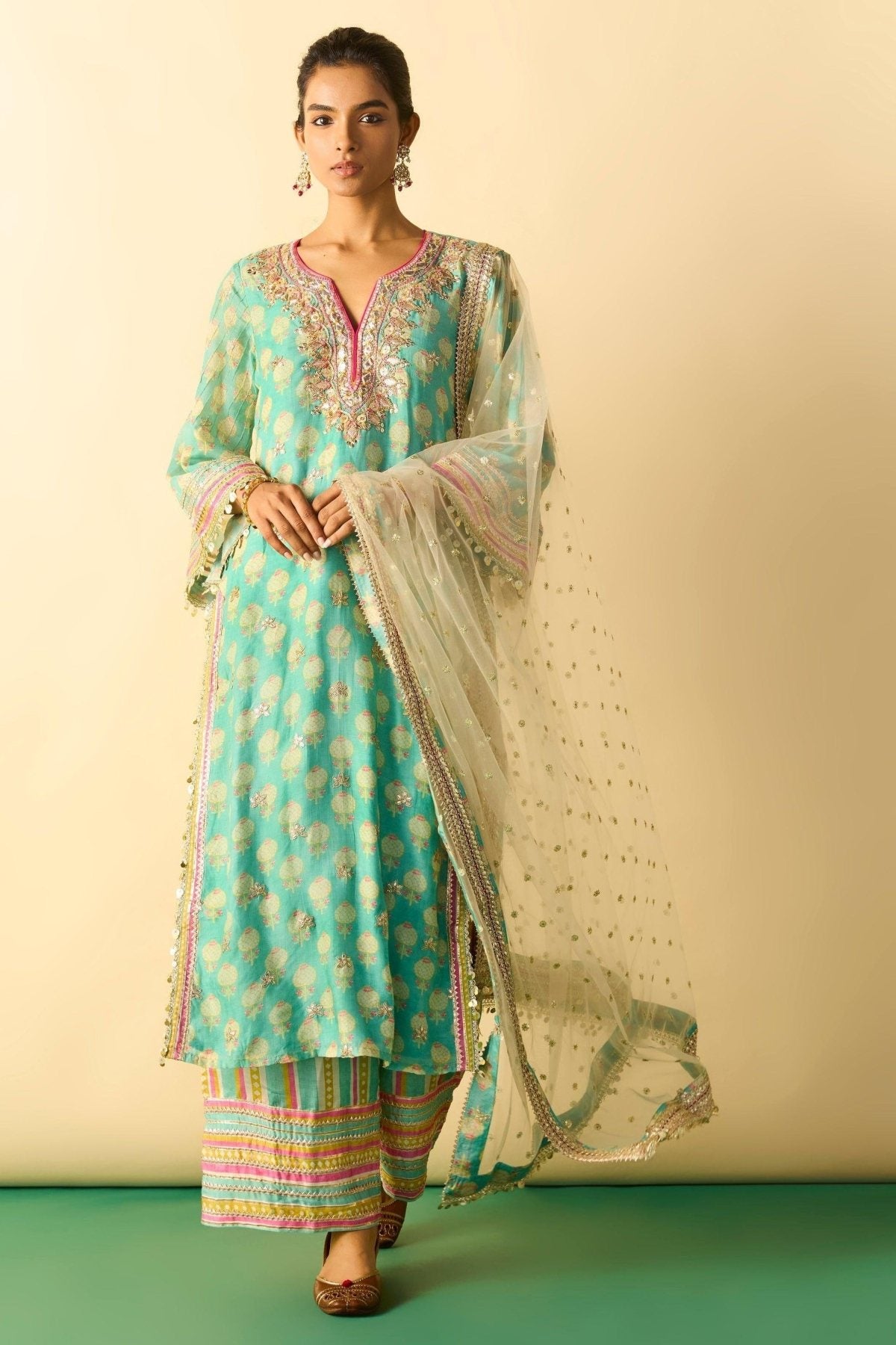 Dwiti Kurta Set