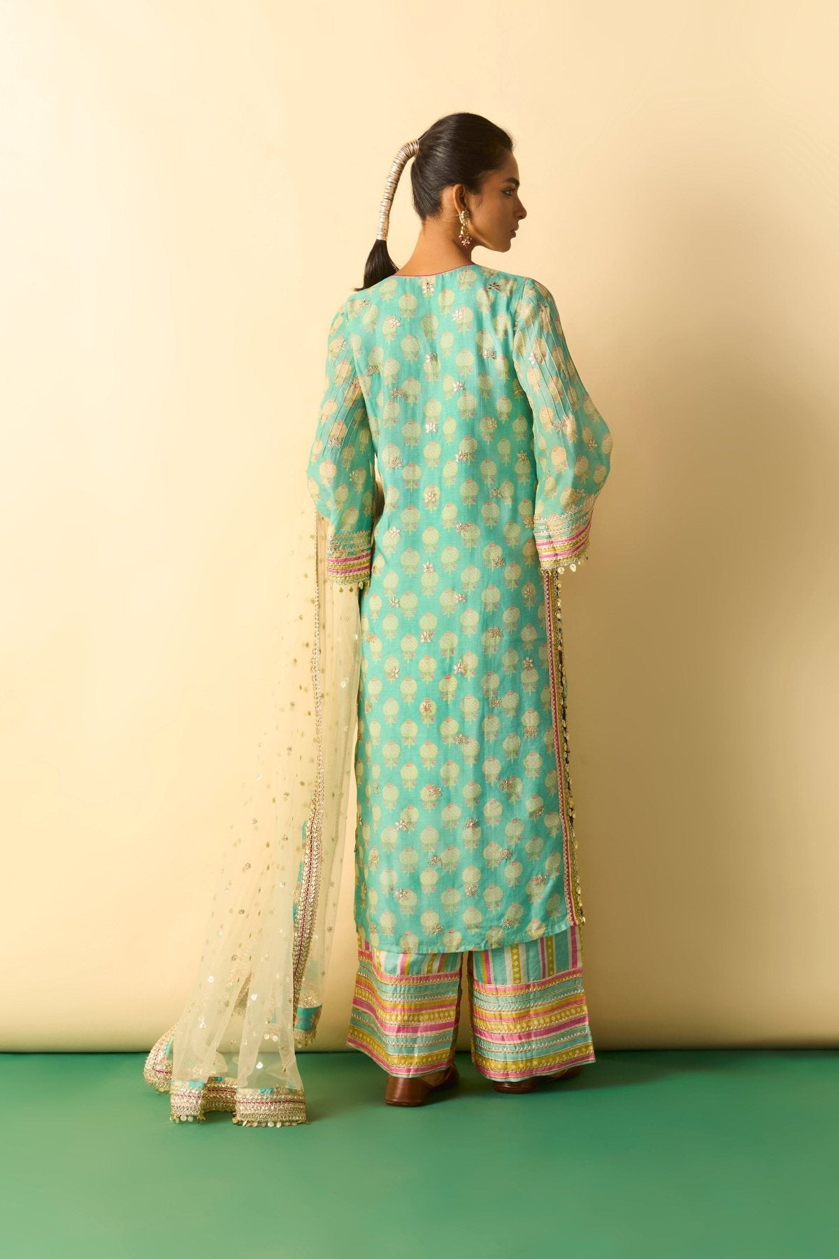 Dwiti Kurta Set