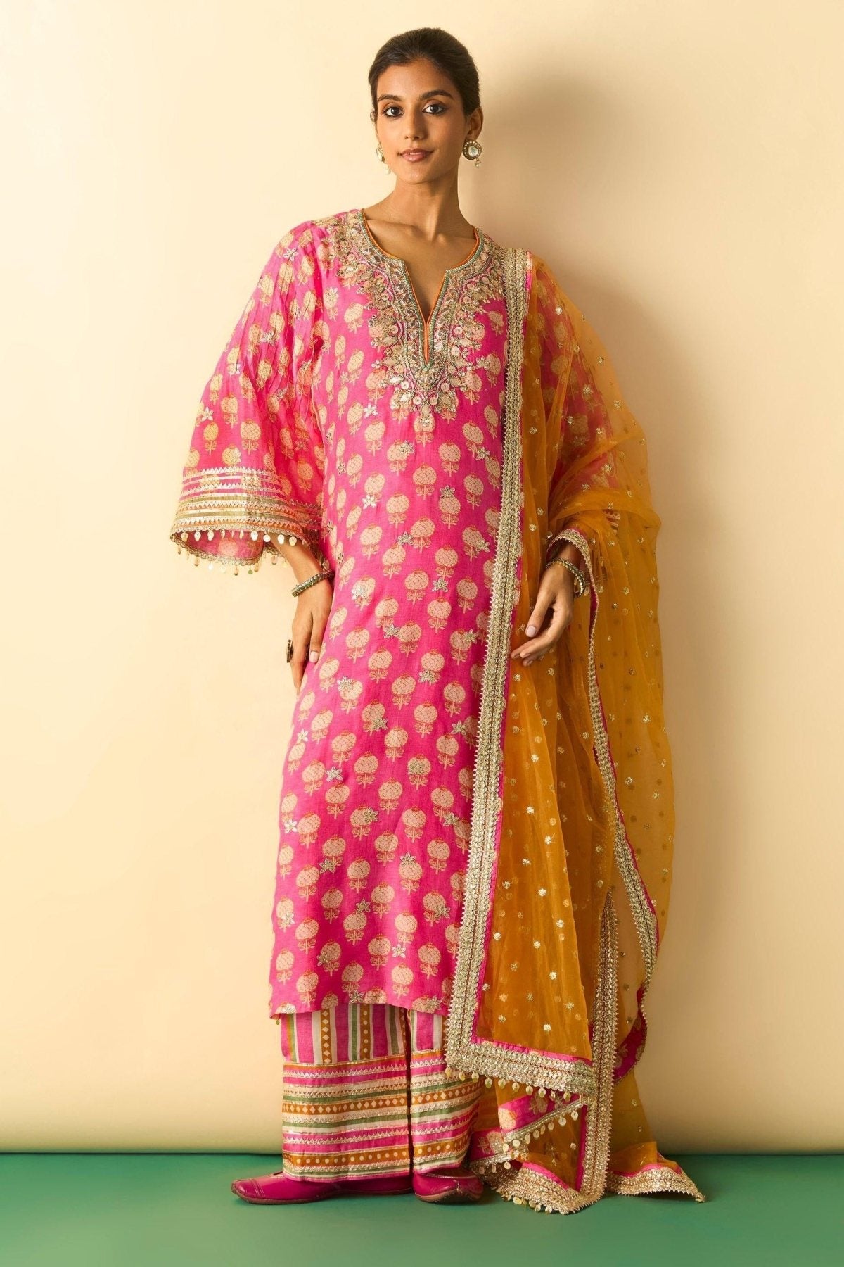 Dwiti Kurta Set