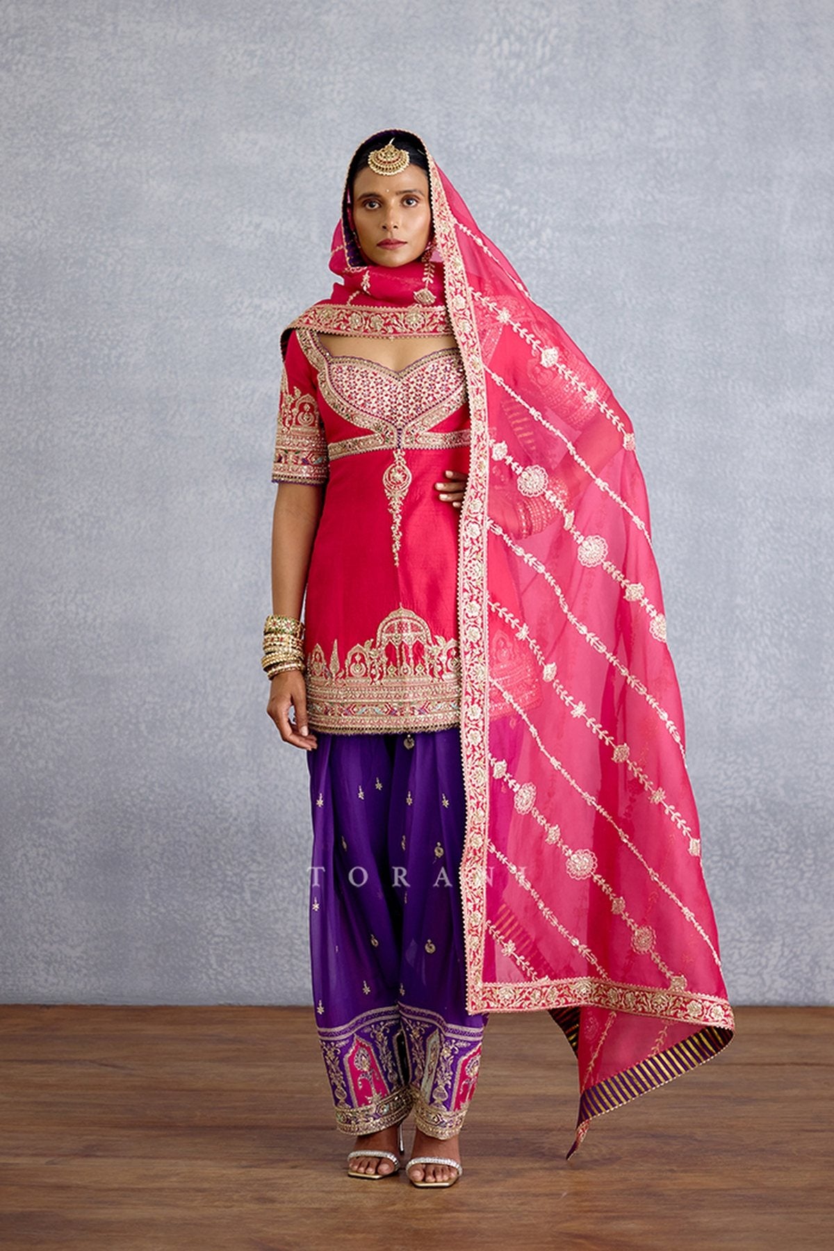 Gul-Naaz Samaira Kurta Set