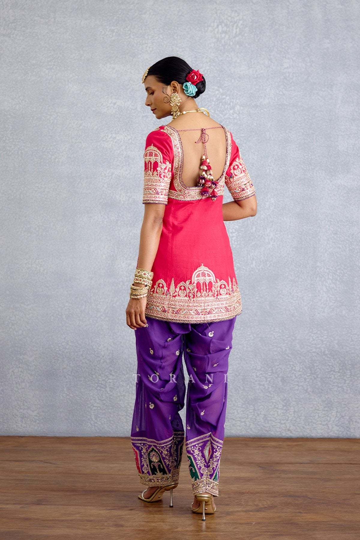 Gul-Naaz Shahana Kurta Set