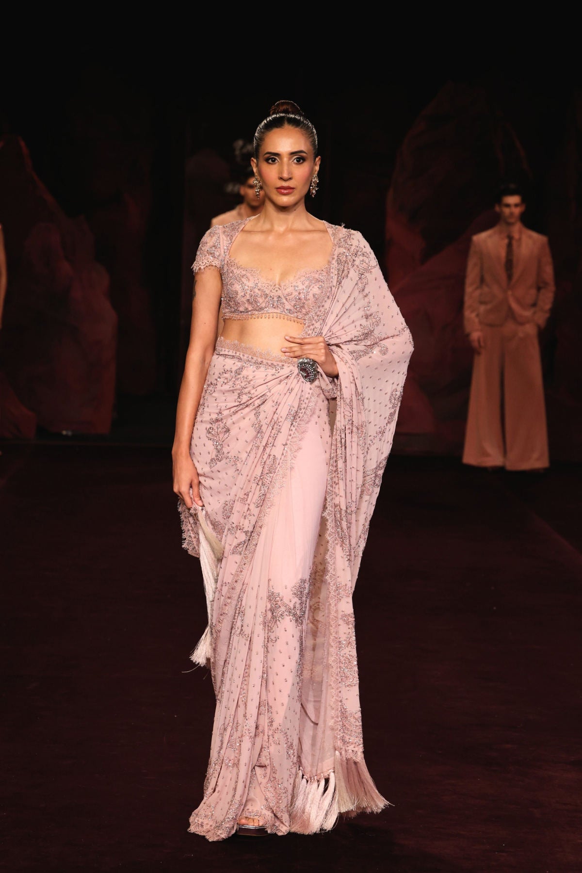 Gul Noor Saree