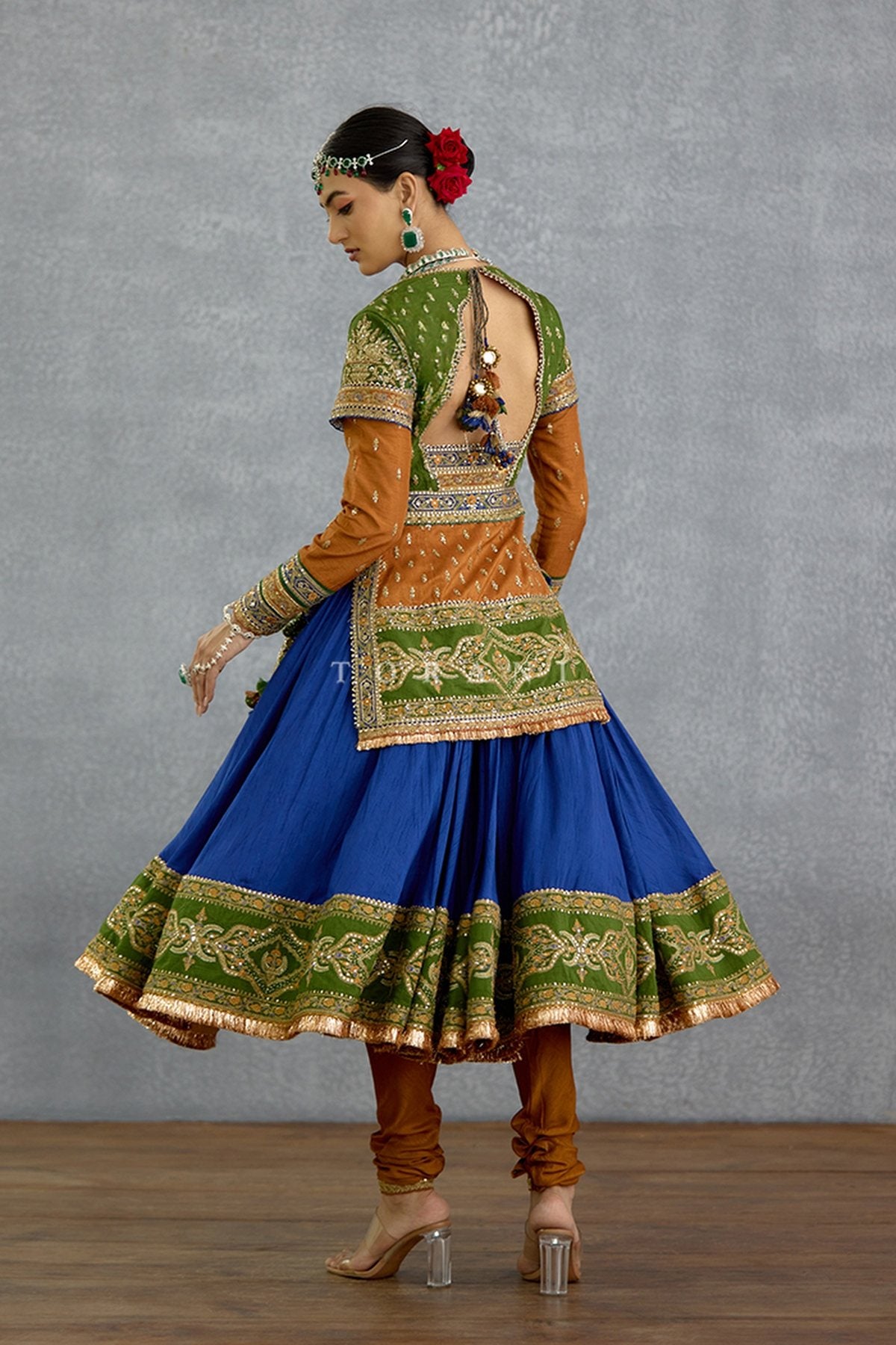 Hemrang Azraa Lehenga Set