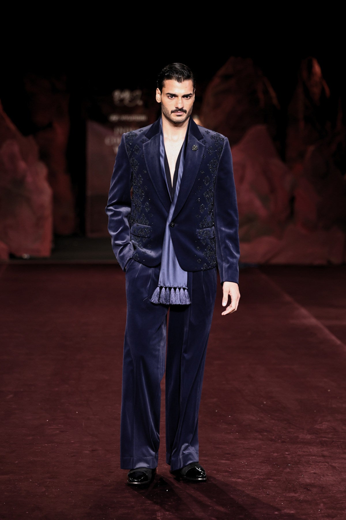 Indraneel Jacket Set