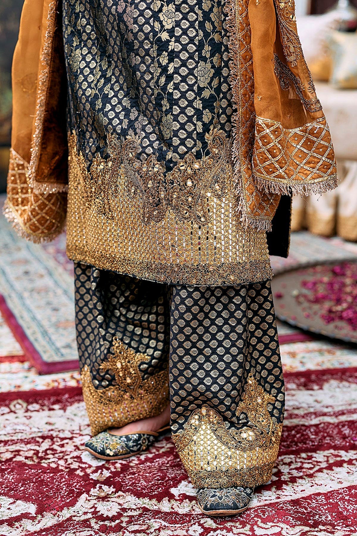 Samidha Suit