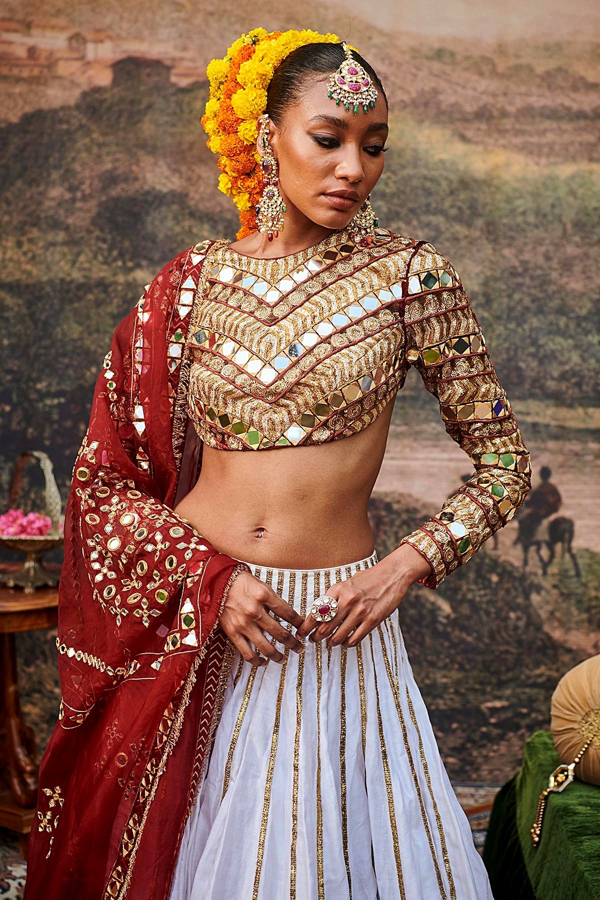 Surkh Lehenga