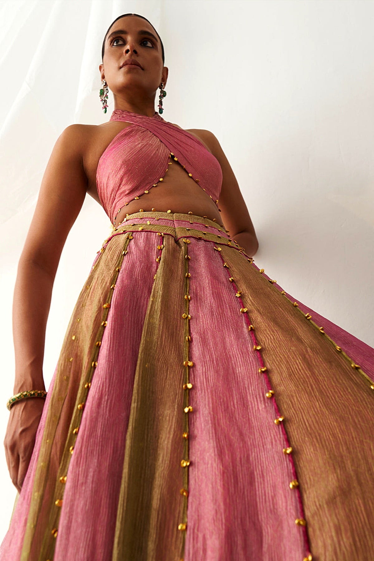 Basanti Gulabi