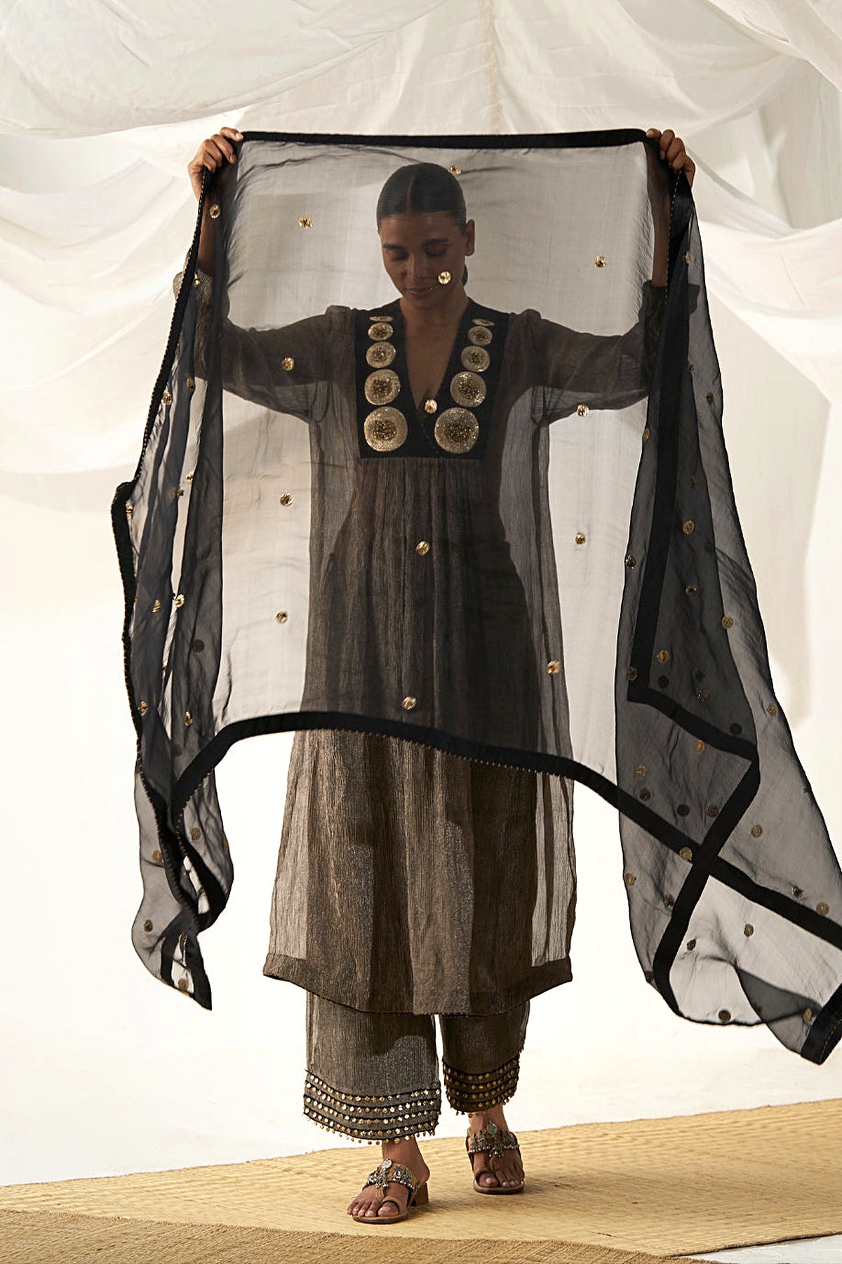 Posheeda Kurta Set