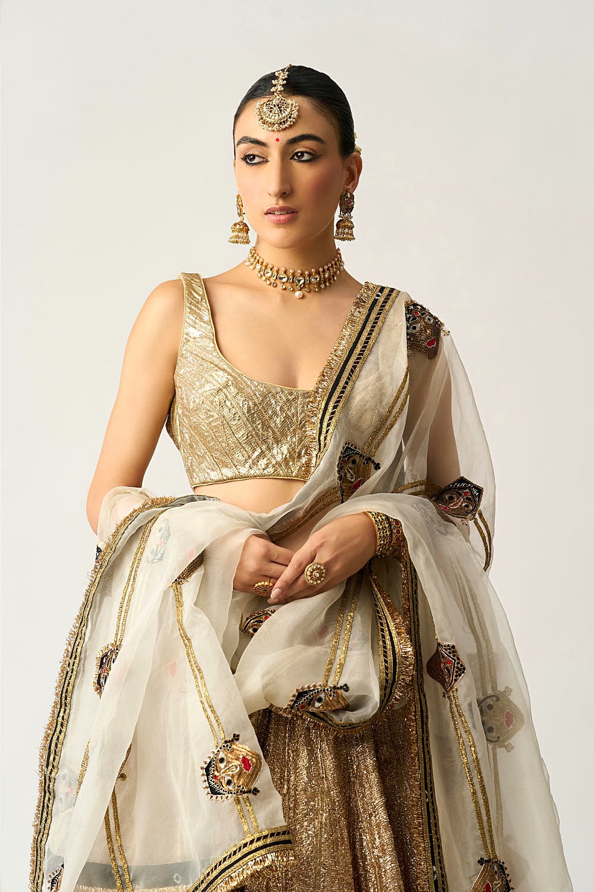 Safed Katputli Chandi Lehenga Set