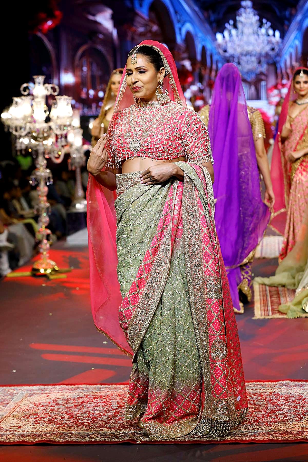 Gulnaar Ombre Saree Set