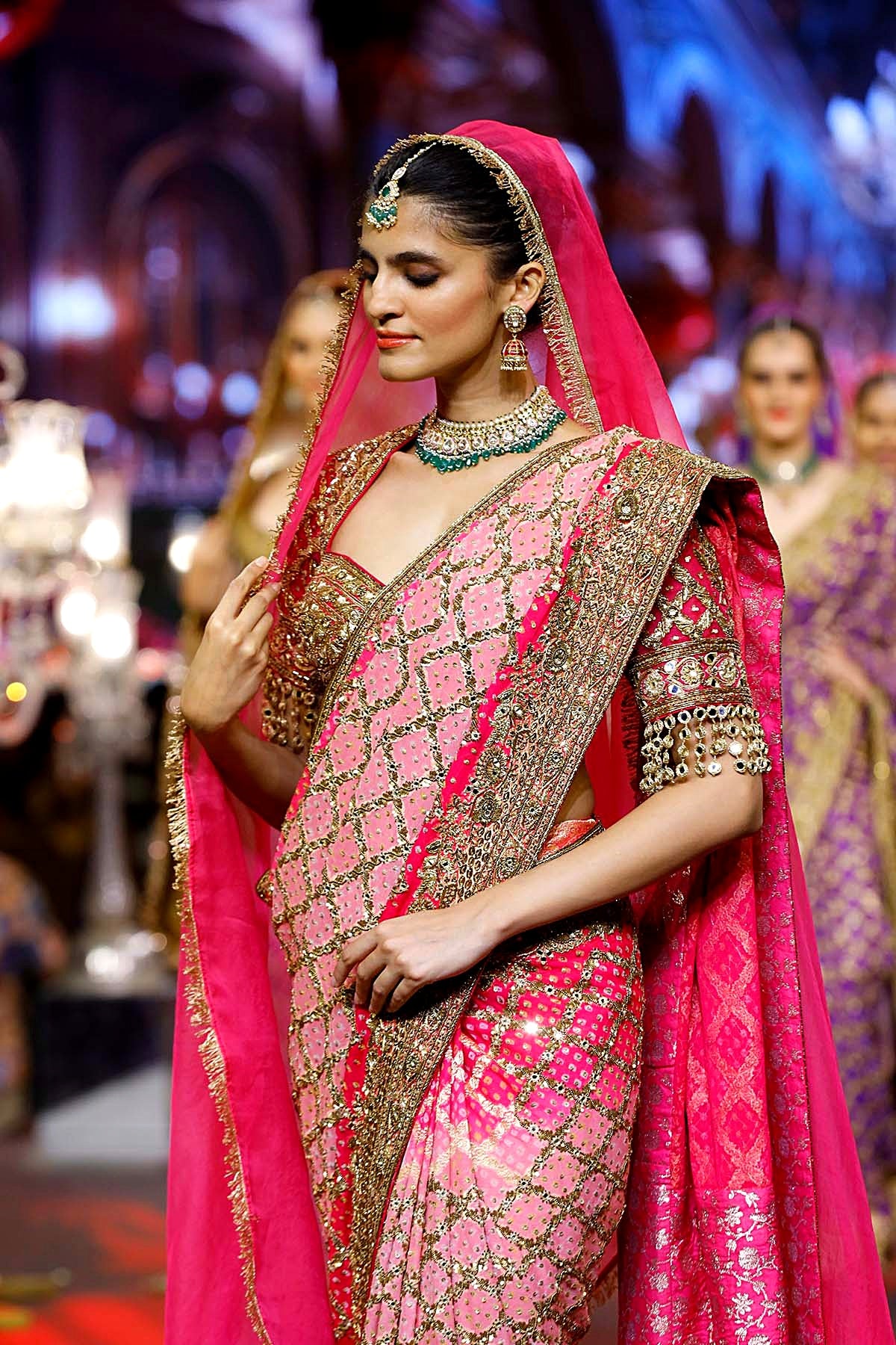 Gulrukh Ombre Saree Set