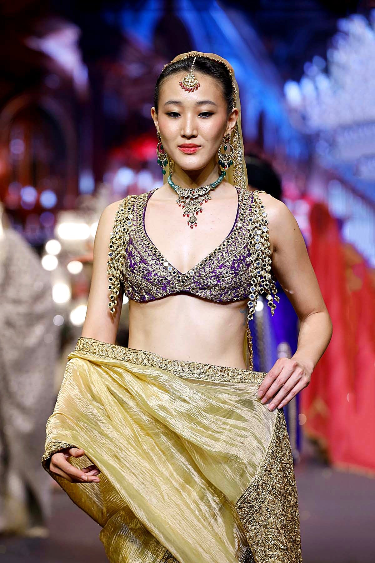 Pehrang Saree Set