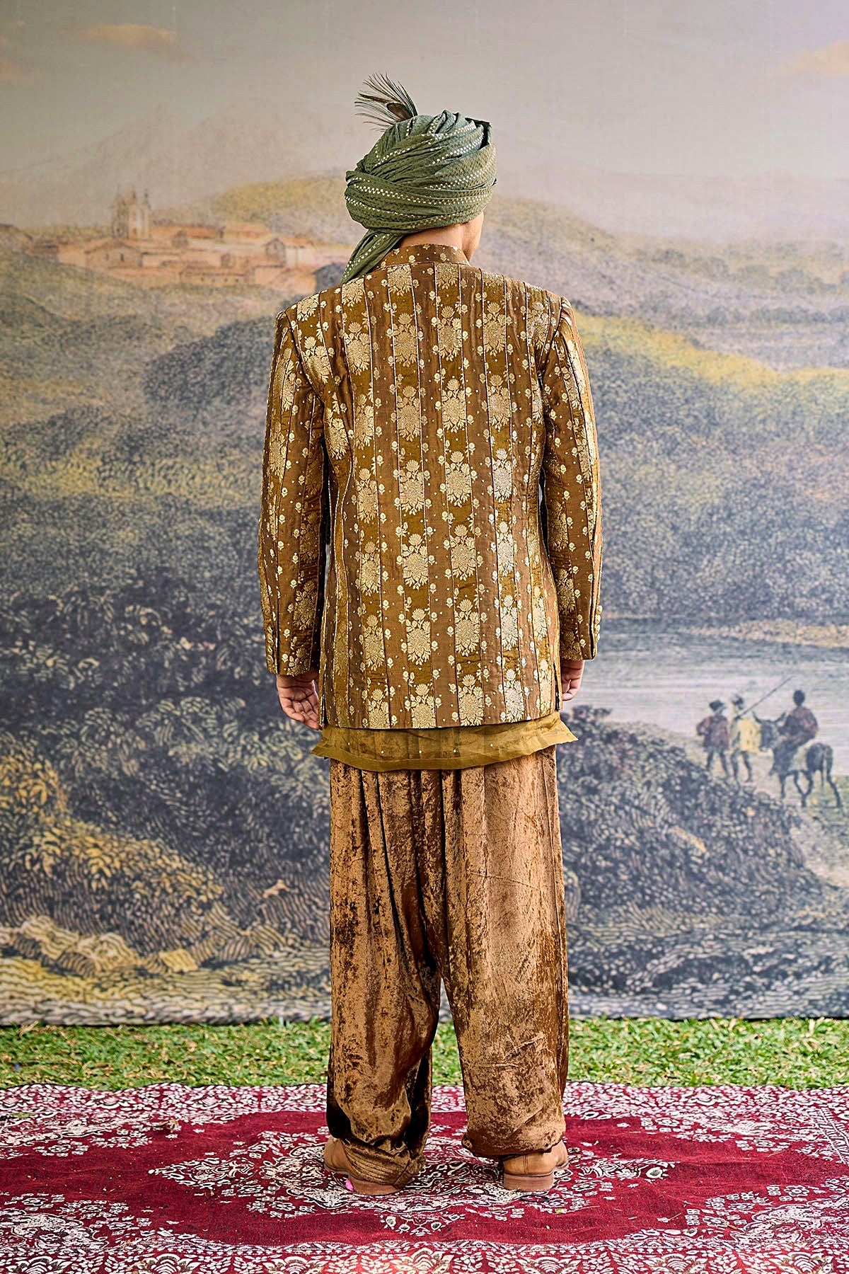 Zarvika Brocade Bundi Set